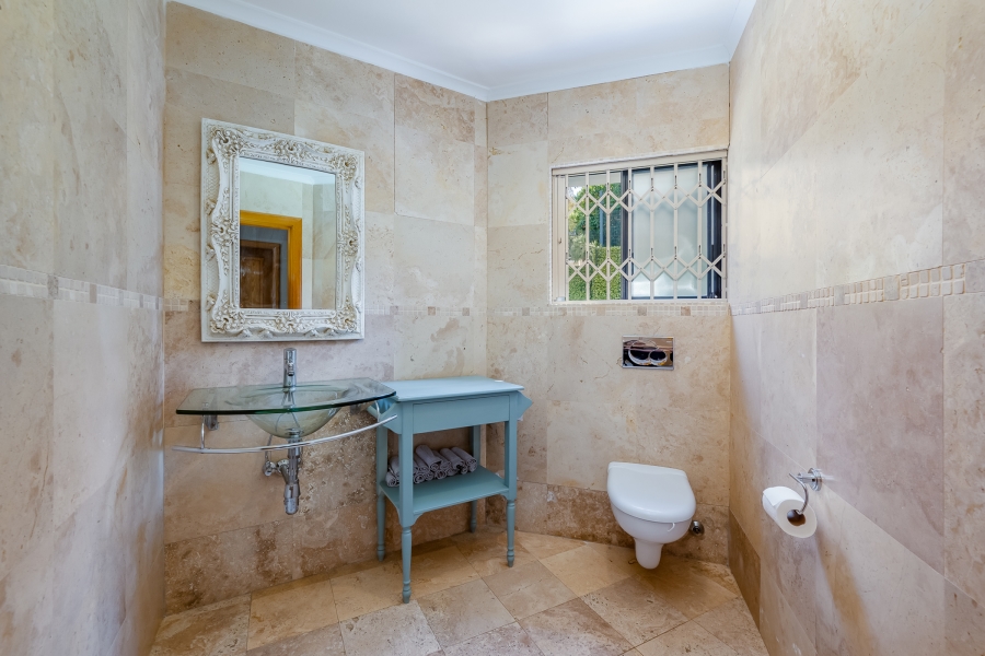 4 Bedroom Property for Sale in La Concorde Western Cape